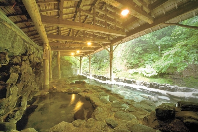 鷹泉閣岩松旅舘